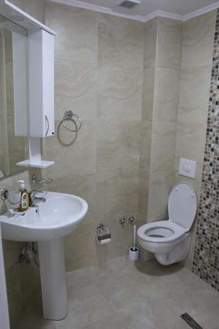 Гостевой дом Zigovic Apartmani Бар Стандартный семейный номер-1